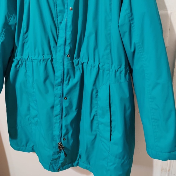 LL Bean Winter Warmer Jacket - Picture 12 of 12